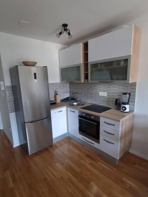 Apartment With Seaview + Private Garage Parking Split Extérieur photo